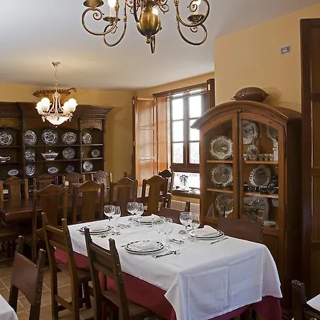 Casa De Labranza A Rega Pensión 3*