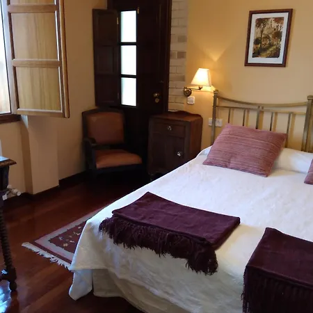 Pensjonat Casa De Labranza A Rega