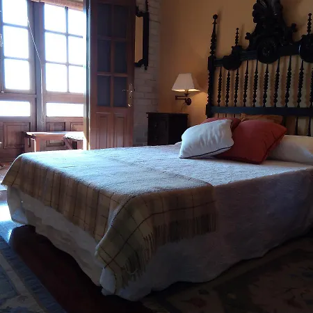 Casa De Labranza A Rega Pensión 3*